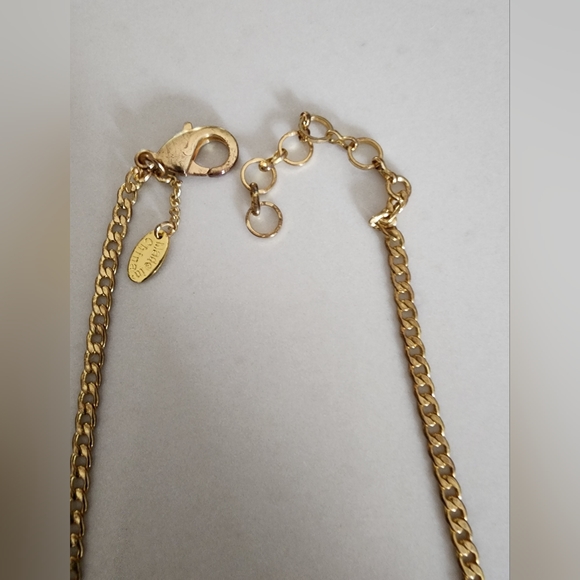 Beautiful statement necklace by Amrita Singh! - Picture 4 of 7